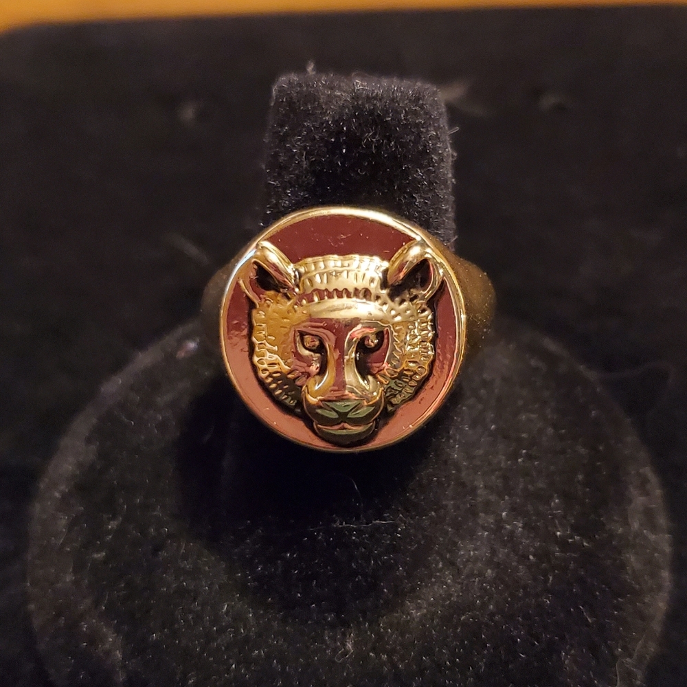 Casted Metal Antique Tiger Signet Ring - Picture 1 of 3